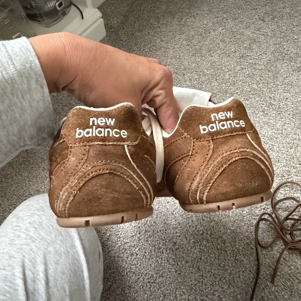 Miu Miu Brown Suede New Balance sneakers - Picture 7 of 9